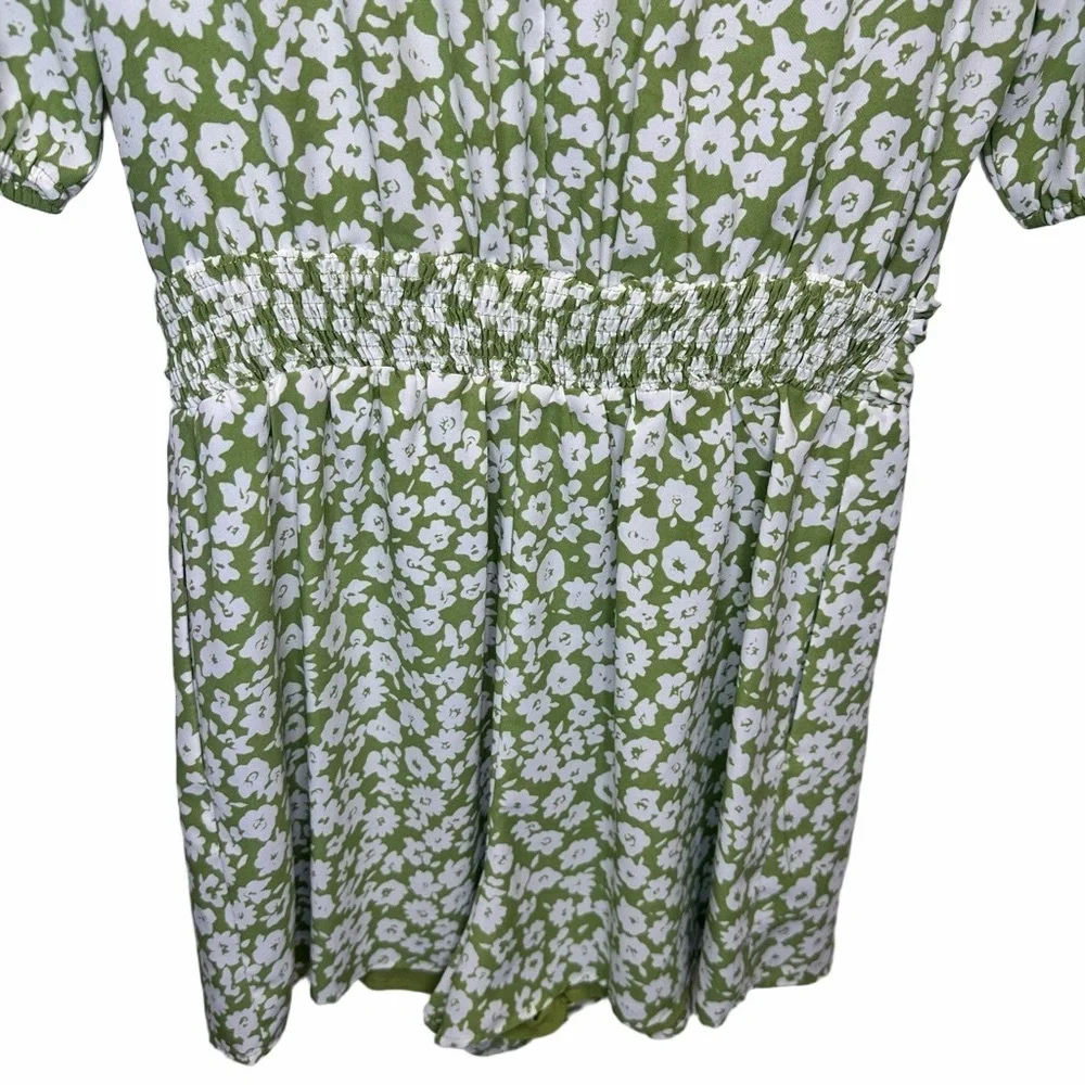 Heartloom Revolve Emory Floral Romper Size Small